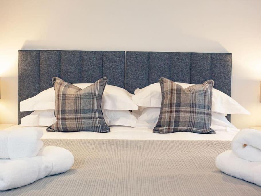 1 Perfectly Located Stylish, Comfortable Apartment Sidmouth Exterior photo